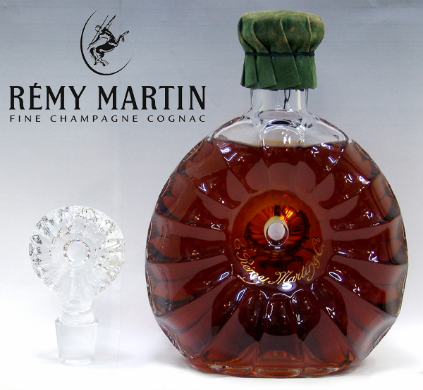 レミーマルタン REMY MARTIN セントークリスタル バカラ 700mlセントークリスタルバカラ