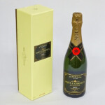東京都中野区でMOET & CHANDON モエ エ シャンドン 1999 シャンパン 750ml 箱付きを5,000円で買取りさせていただきました。