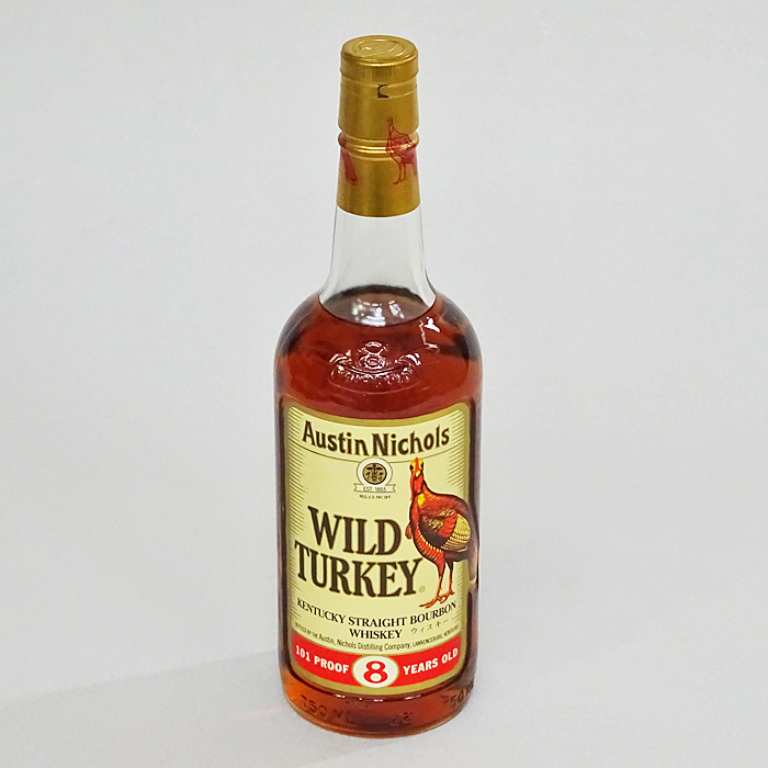 東京都足立区で古酒 WILD TURKEY ワイルドターキー 8年 750ml 50.5％ 101プルーフ ケンタッキー ストレート バーボン ウイスキー 未開栓を円で買取させていただきました。