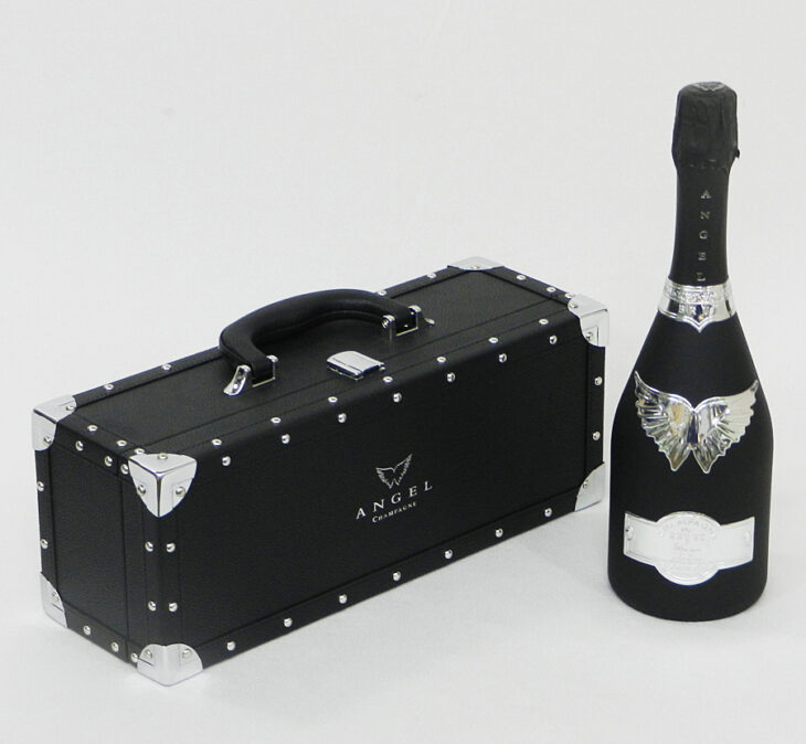 東京都中野区でエンジェル シャンパン ブリュット ブラック 750ml 未開栓 箱付き ANGEL CHAMPAGNE NV Brut Blackを18000円で買取させていただきました。