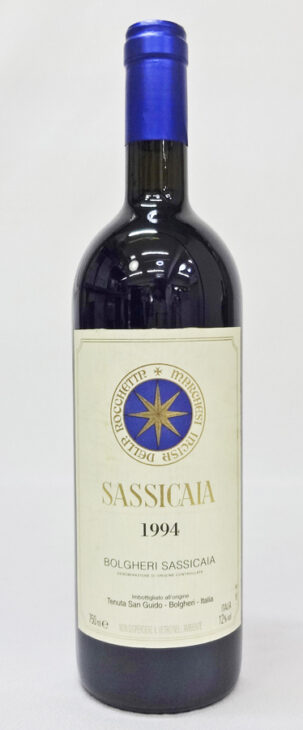東京都目黒区でテヌータ サン グイド サッシカイア 1994 750ml 12度 イタリア 赤ワイン 未開栓 SASSICAIA TENUTA SAN GUIDOを15000円で買取させていただきました。