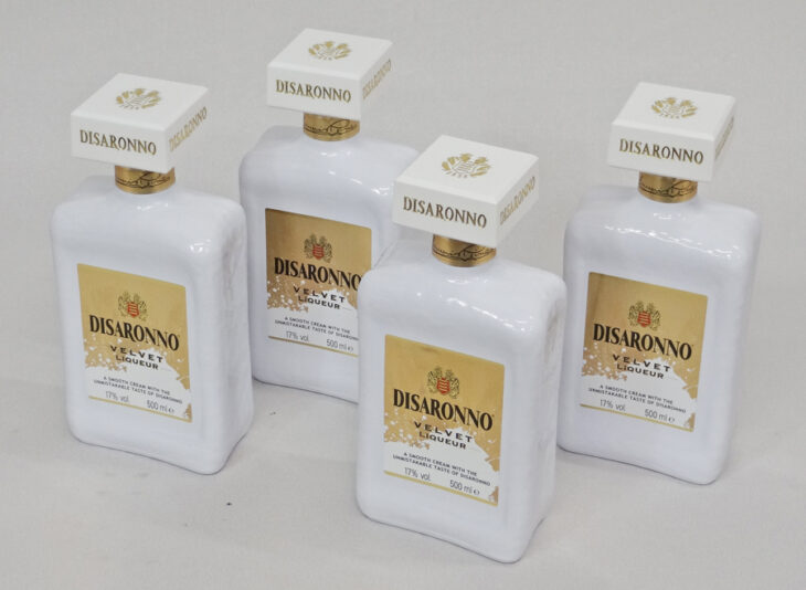 東京都中野区でディサローノ ベルベット クリームリキュール DISARONNO VELVET LIQOUEUR 500ml 17％ イタリア リキュール 4本セット 未開栓を2,000円で買取させていただきました。