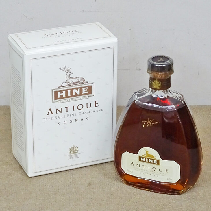 東京都中野区でハイン アンティーク コニャック ブランデー 700ml 未開栓 箱付き HINE ANTIQUE COGNACを買取させていただきました。