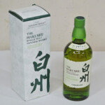 東京都練馬区でサントリー シングルモルト ウイスキー 白州 ノンヴィンテージ NV 700ml 43％ SUNTORY 未開栓 箱付きを3,200円で買取させていただきました。